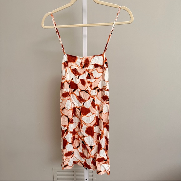 AMALIE THE LABEL - MAYA LINEN BLEND STRAPP MINI DRESS IN VOYAGER FLORAL size 2 - Picture 2 of 6